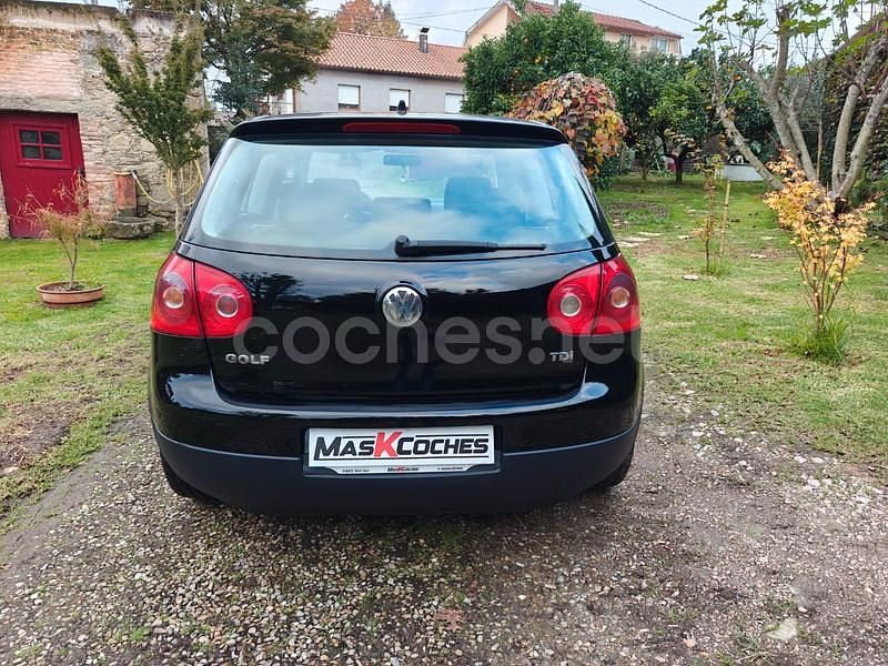 Usado VW Golf IV Sportline 105 CV (77 kW) 2006 Negro Berlina