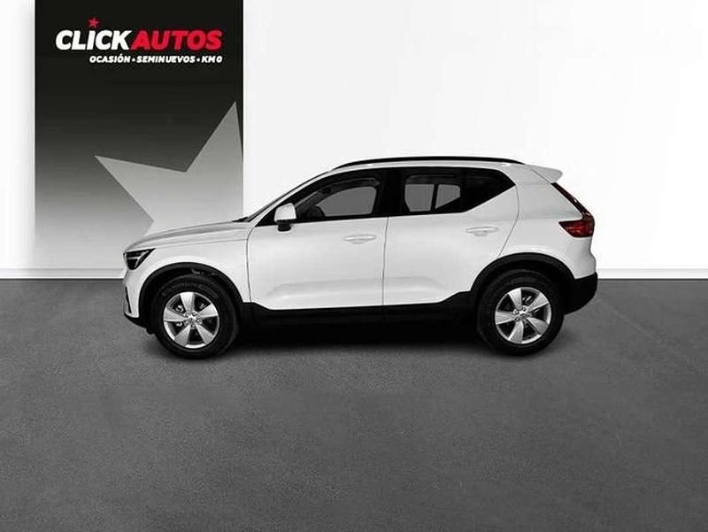 Usado Volvo XC40 131 CV (96 kW) 2024 Blanco SUV