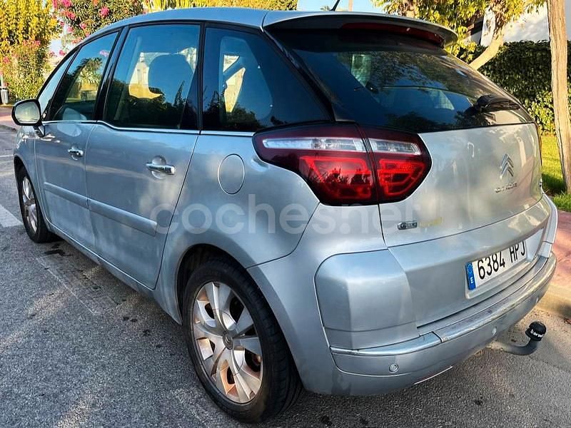 Usado Citroën C4 Picasso Seduction 112 CV (82 kW) 2013 Gris / plata Monovolumen
