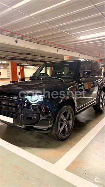 Negro Usado 2022 Land Rover Defender HSE SUV | 85.900 € - Imagen 1/4