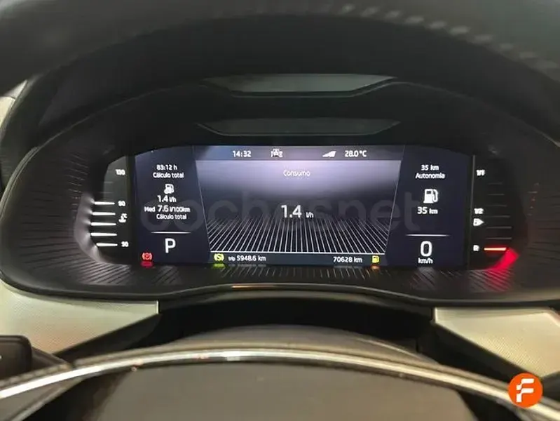 Usado Skoda Kamiq Selection 115 CV (84 kW) 2024 Negro SUV