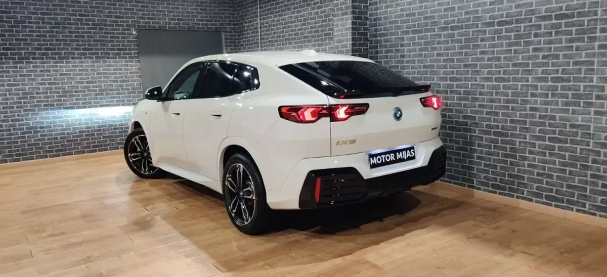 Occasion BMW iX2 M Sport 150 kW (204 PK) 2024 SUV