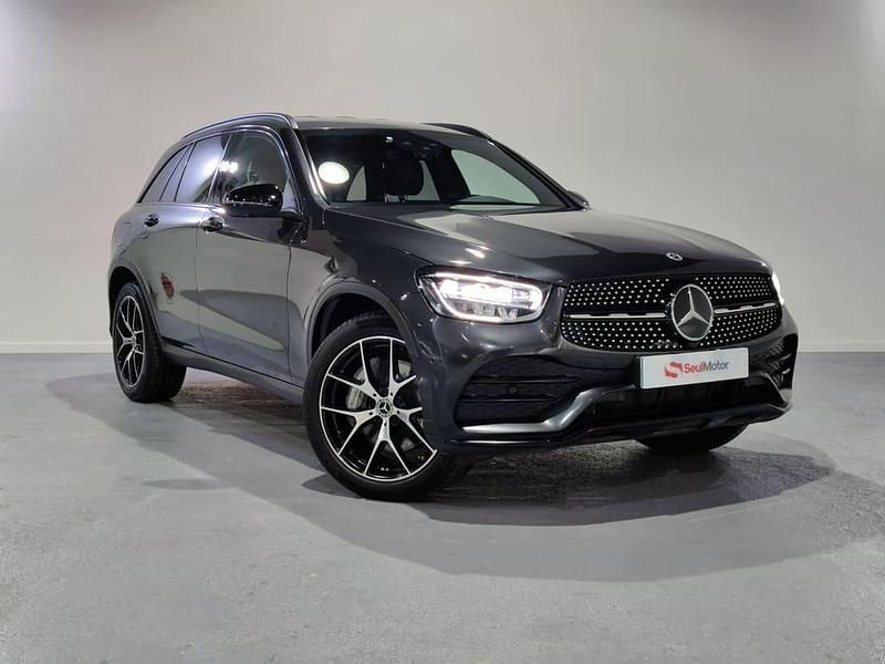 Gris / plata Usado 2022 Mercedes GLC220 SUV | 43.899 € (Precio justo) - Imagen 1/4