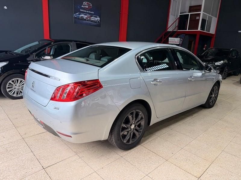 Usado Peugeot 508 Allure 150 CV (110 kW) 2016 Gris / plata Berlina