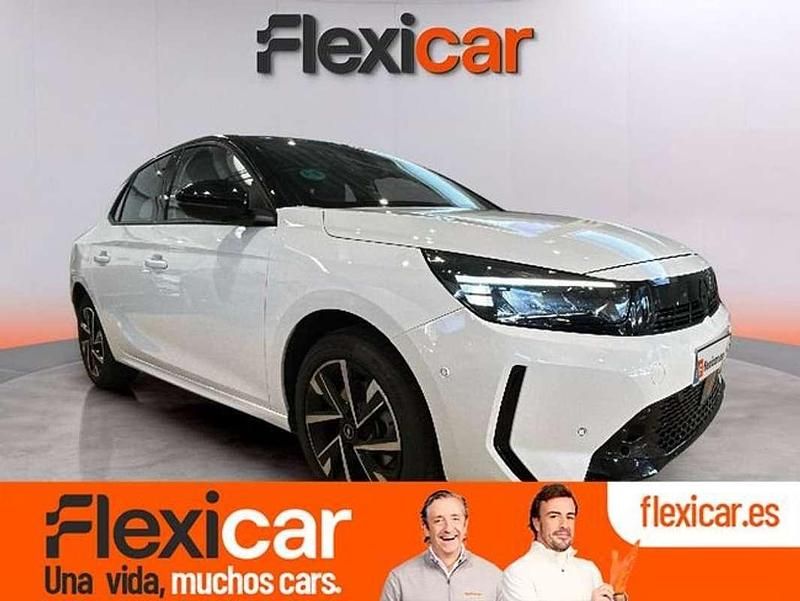 Blanco Usado 2024 Opel Corsa Berlina | 12.370 € (Buen precio) - Imagen 1/4