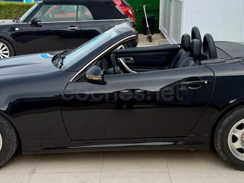 Usado Mercedes SLK200 163 CV (119 kW) 2004 Negro Descapotable