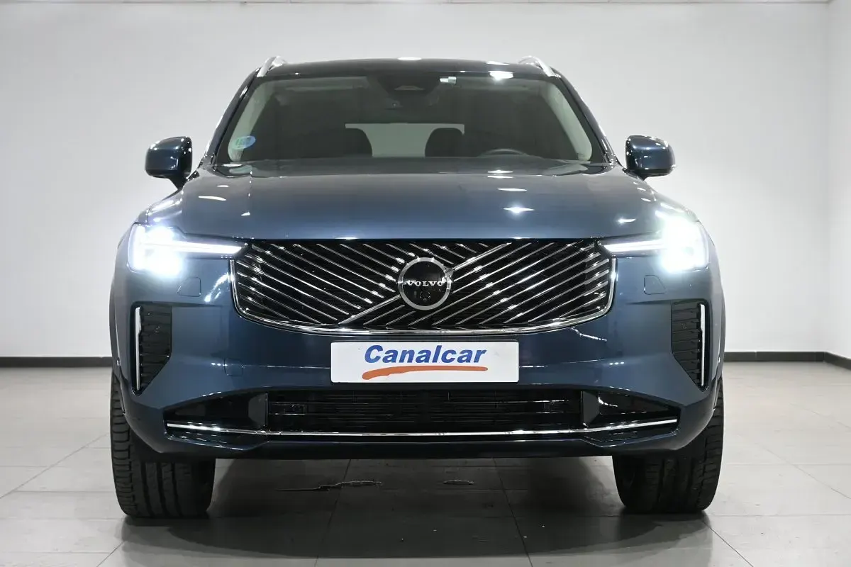 Usado Volvo XC90 Plus 250 CV (183 kW) 2025 Azul SUV
