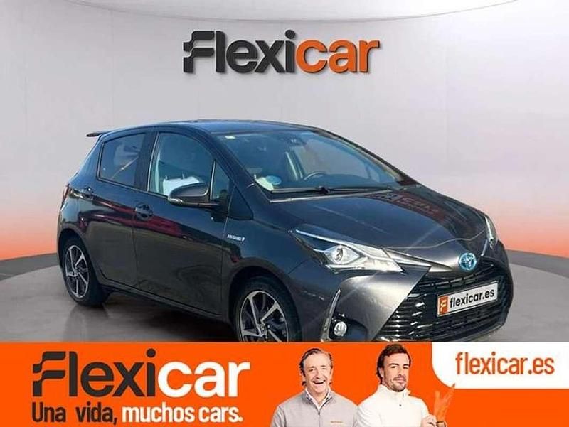 Gris Usado 2020 Toyota Yaris Hybrid Utilitario | 15.790 € (Buen precio) - Imagen 1/4