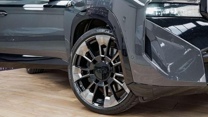 Usado BMW XM 661 CV (486 kW) 2024 Gris / plata SUV