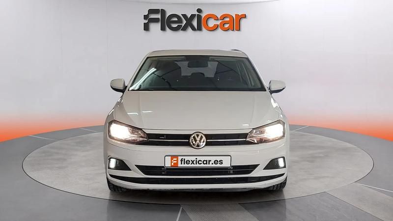 Usado VW Polo Advance 95 CV (69 kW) 2018 Blanco Utilitario