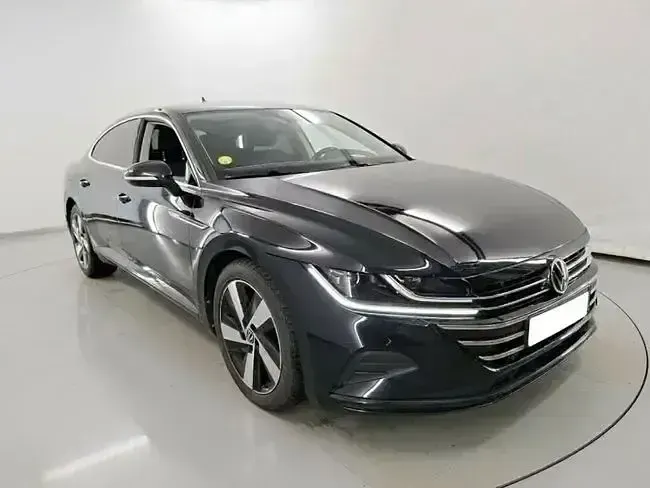 Usado VW Arteon 150 CV (110 kW) 2021 Negro Berlina