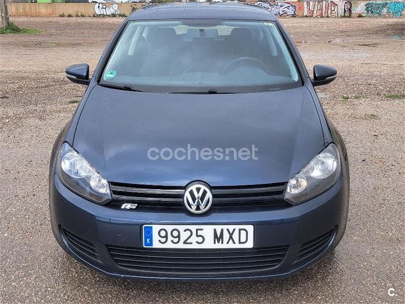 Azul Usado 2009 VW Golf VI Advance Berlina | 4995 € (Super precio) - Imagen 1/4