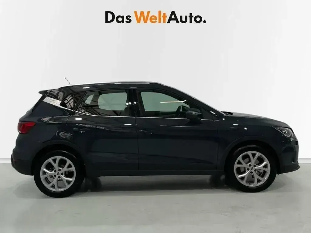 Usado Seat Arona FR 115 CV (84 kW) 2025 Azul SUV
