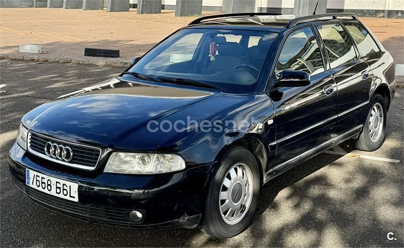 Negro Usado 2001 Audi A4 Berlina | 2000 € (Precio justo) - Imagen 1/4
