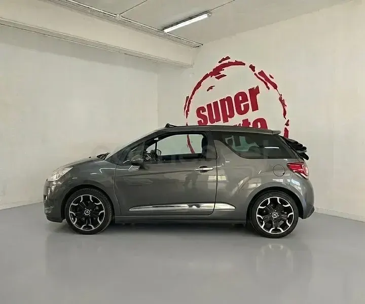 Usado Citroën DS3 Cabriolet Style 92 CV (67 kW) 2013 Gris / plata Descapotable