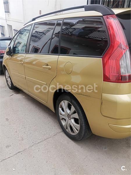 Usado Citroën C4 Picasso Exclusive 110 CV (80 kW) 2009 Amarillo Monovolumen