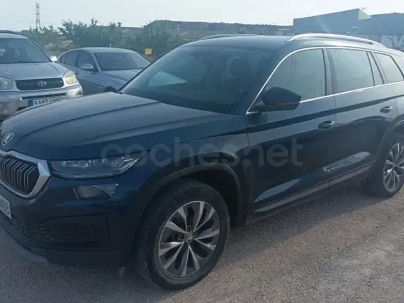 Usado Skoda Kodiaq SportLine 150 CV (110 kW) 2022 Azul SUV