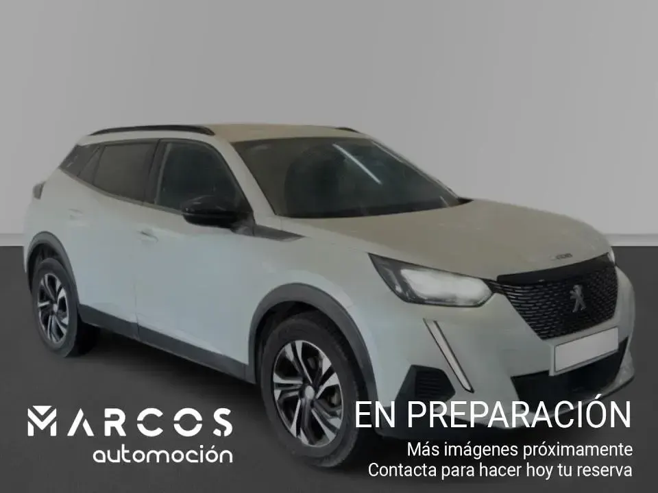 Usado Peugeot 2008 Allure 130 CV (95 kW) 2023 SUV