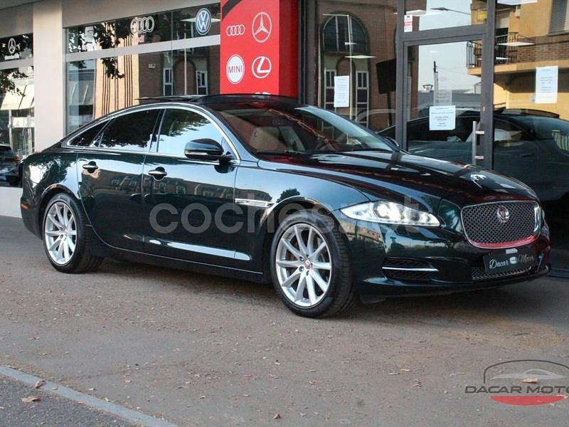 Verde Usado 2015 Jaguar XJ Premium Luxury Berlina | 18.950 € - Imagen 1/4