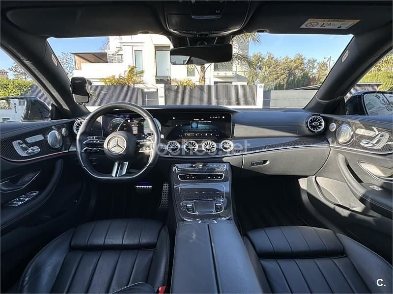 Usado Mercedes E220 194 CV (142 kW) 2022 Negro Coupe