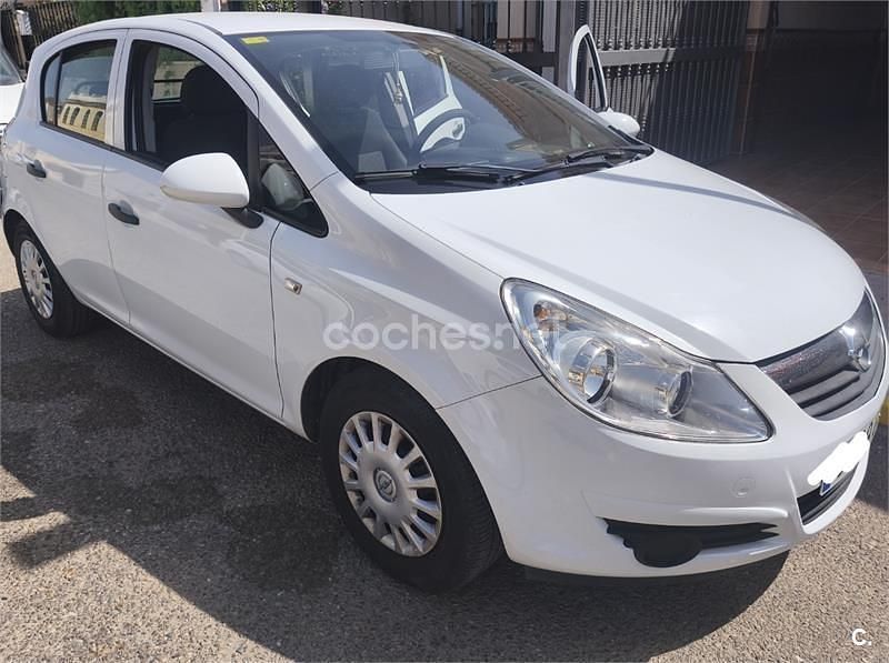 Blanco Usado 2010 Opel Corsa Essentia Berlina | 5000 € (Precio justo) - Imagen 1/4