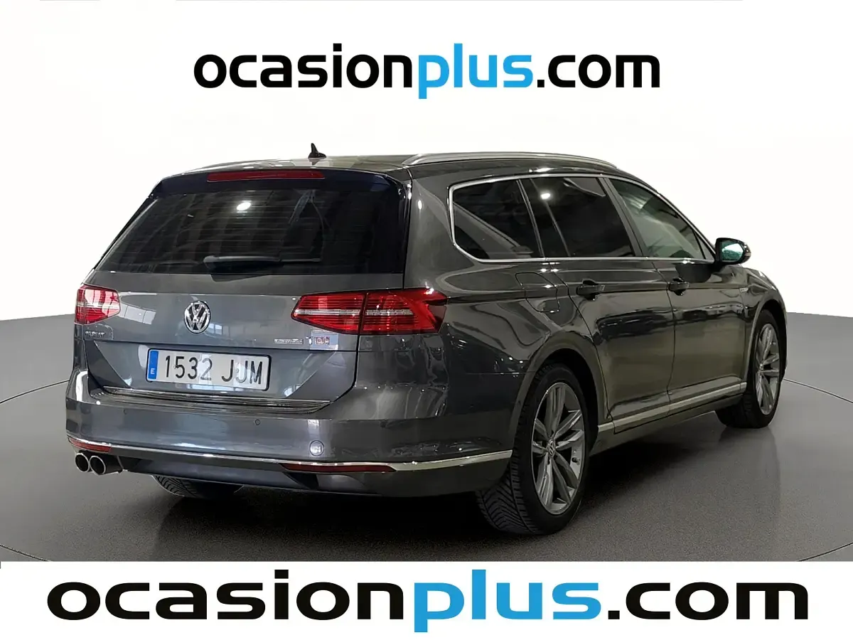 Usado VW Passat Sport 190 CV (139 kW) 2015 Gris Familiar
