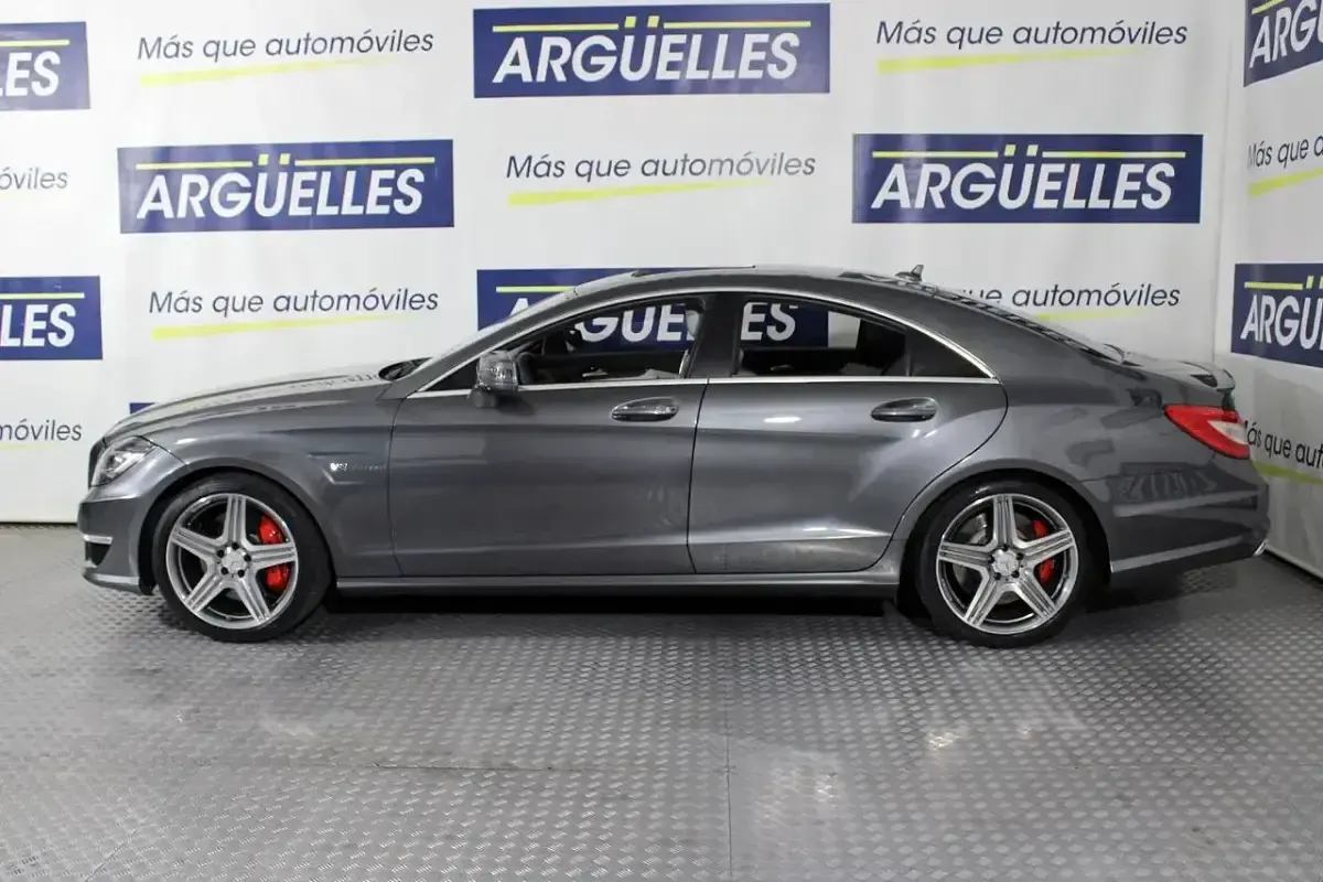 Usado Mercedes CLS63 AMG AMG 557 CV (409 kW) 2012 Gris metalizado Coupe