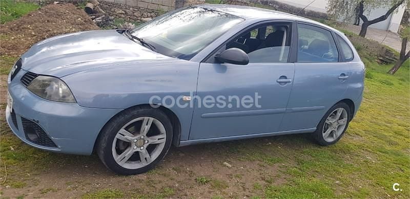 Usado Seat Ibiza Ecomotive 80 CV (58 kW) 2008 Azul Berlina