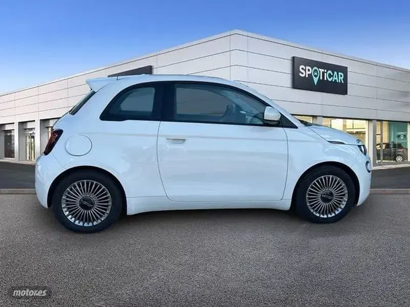 Usado Fiat 500e Icon 86 kW (118 CV) 2023 Blanco Berlina