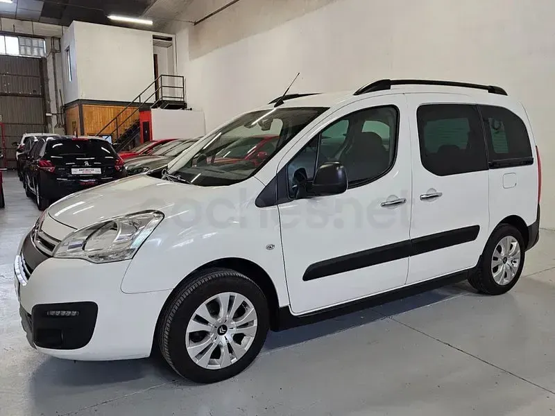 Usado Citroën e-Berlingo PureTech 110 CV (80 kW) 2018 Blanco Monovolumen