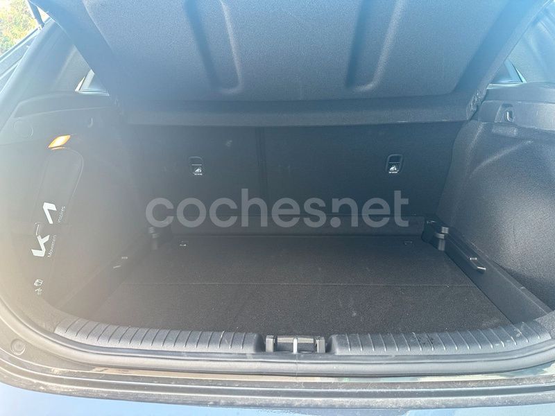 Nuevo Kia Niro 129 CV (94 kW) 2025 Gris / plata SUV
