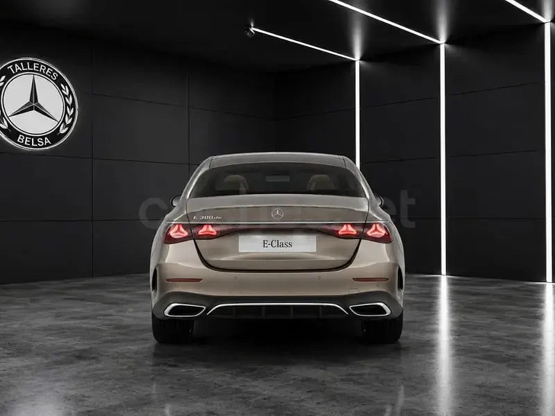 Nuevo Mercedes E300 313 CV (230 kW) 2026 Marrón Berlina