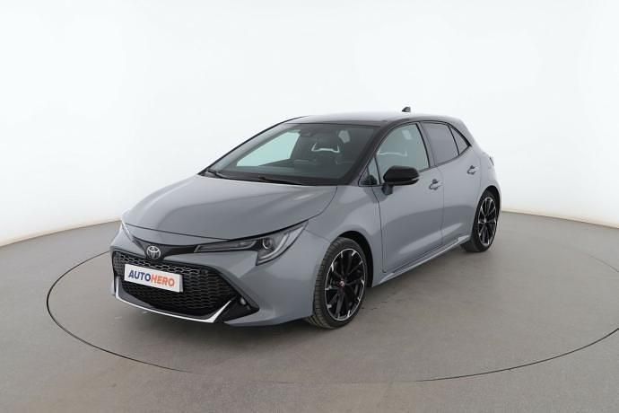 Gris Usado 2022 Toyota Corolla Sport Berlina | 26.299 € (Un poco caro) - Imagen 1/3