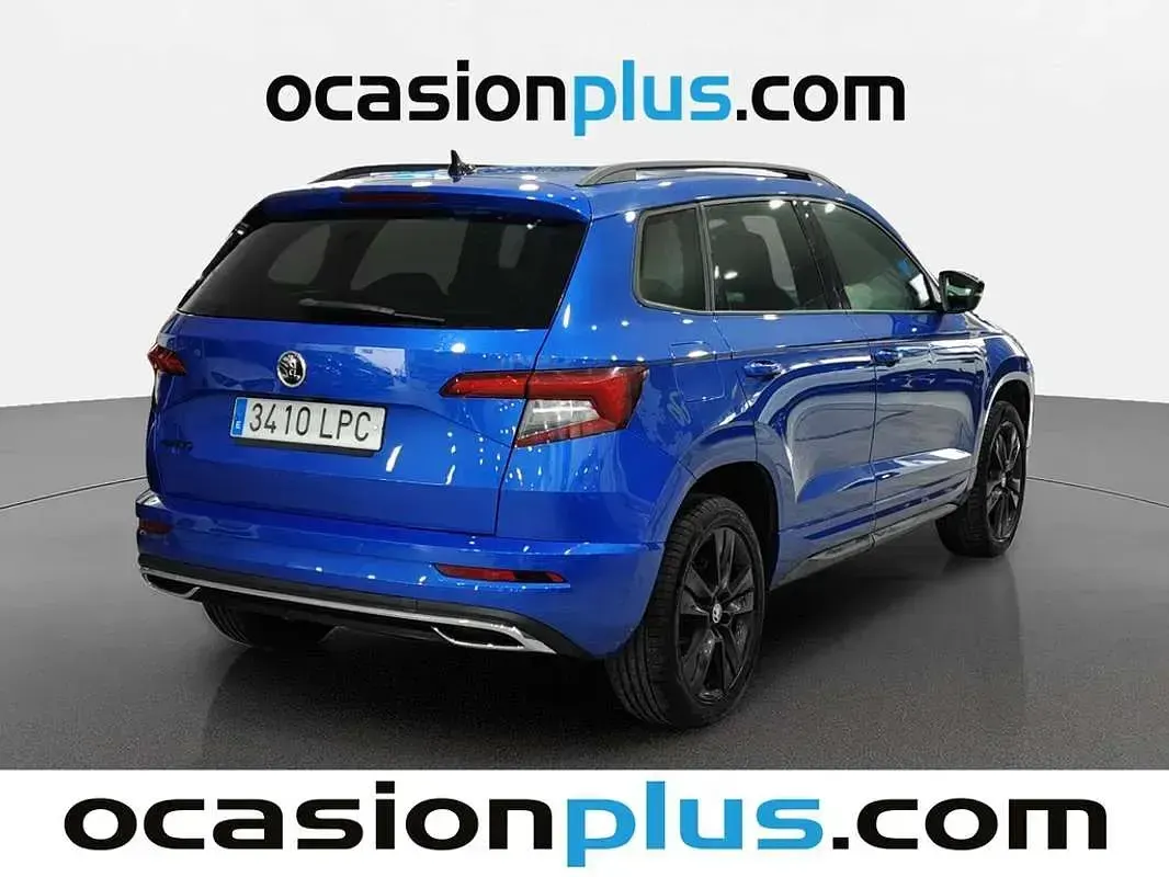 Usado Skoda Karoq SportLine 150 CV (110 kW) 2021 Azul SUV