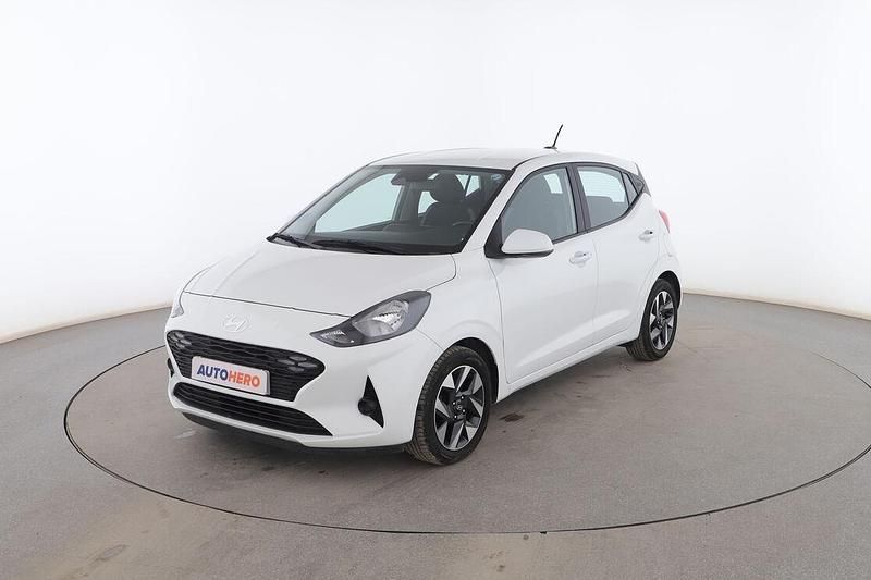 Blanco Usado 2024 Hyundai i10 Utilitario | 14.399 € (Precio justo) - Imagen 1/3