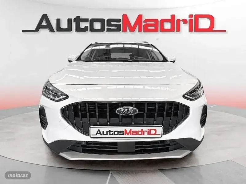 Usado Ford Focus Active 155 CV (114 kW) 2022 Blanco Berlina