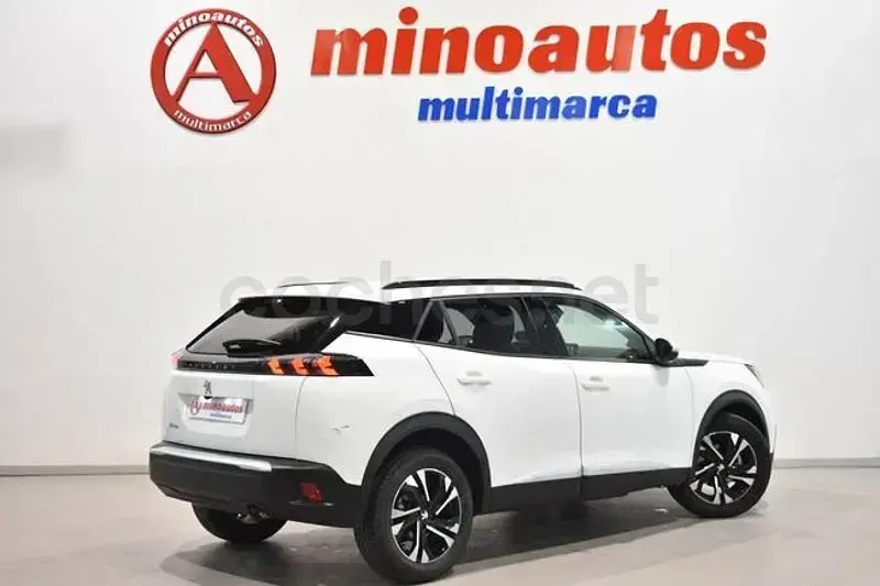 Usado Peugeot 2008 Allure 101 CV (74 kW) 2020 Blanco SUV