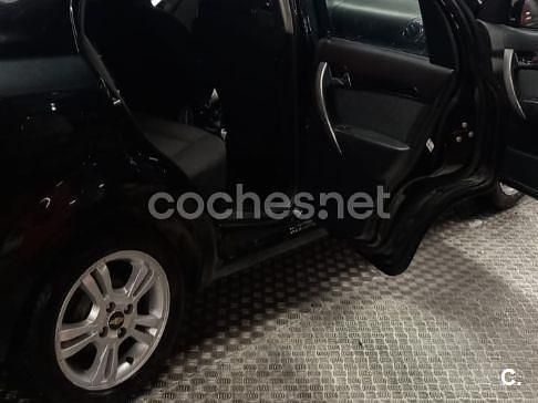 Usado Chevrolet Aveo LT 94 CV (69 kW) 2010 Negro Berlina