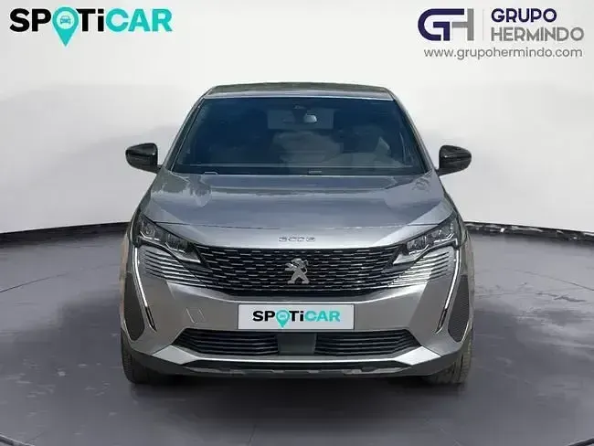 Usado Peugeot 3008 Allure 180 CV (132 kW) 2024 Gris / plata SUV