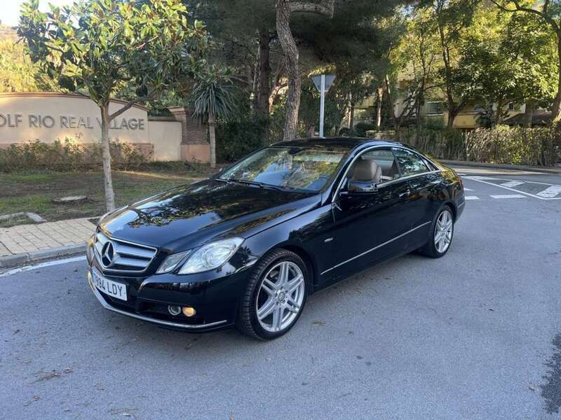 Usado 2011 Mercedes E300 Coupe | 16.900 € - Imagen 1/4