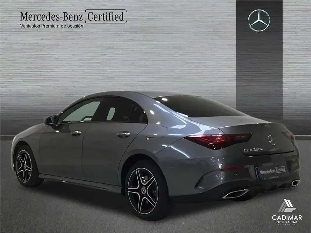 Usado Mercedes CLA250e 218 CV (160 kW) 2024 Berlina