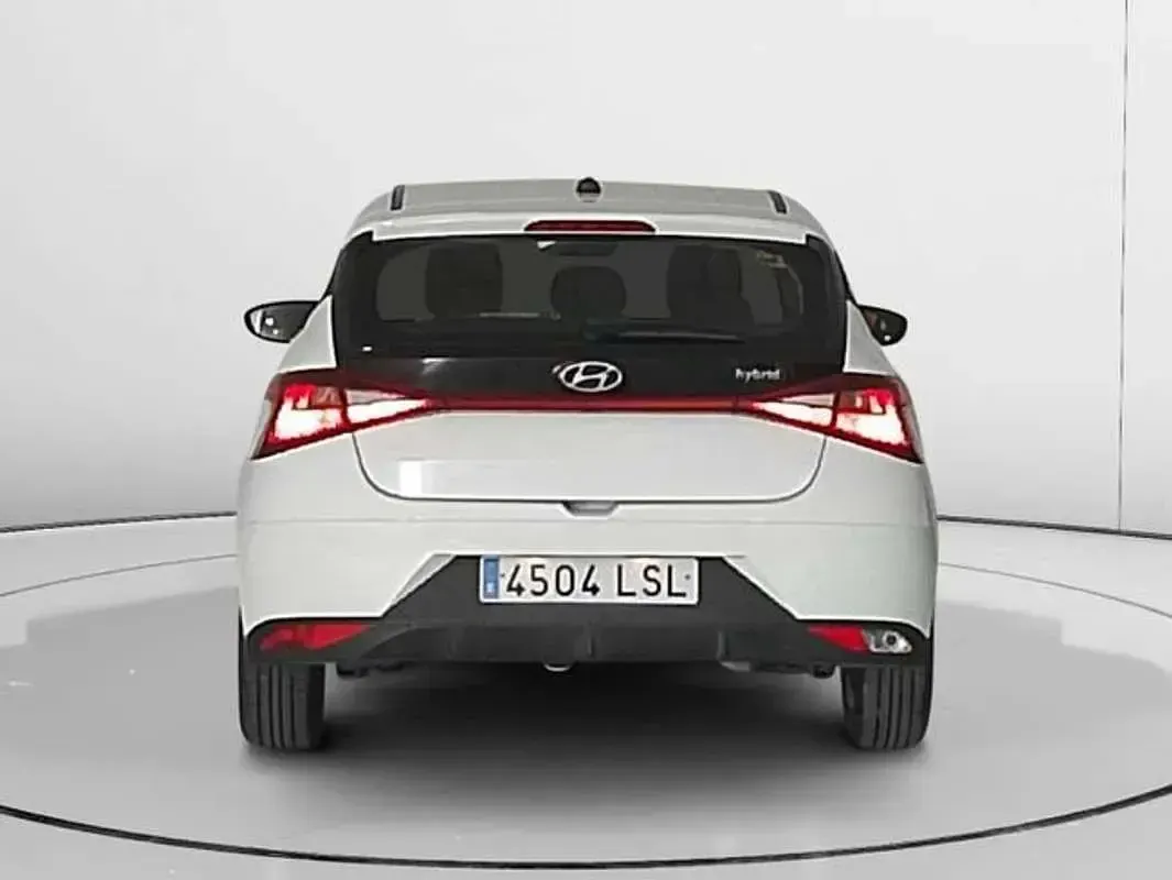 Usado Hyundai i20 101 CV (74 kW) 2021 Blanco Utilitario