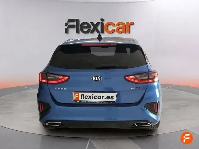 Usado Kia Ceed GT GT-Line 140 CV (102 kW) 2020 Azul Berlina