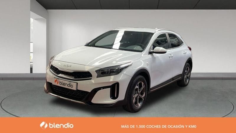 Usado Kia XCeed 100 CV (73 kW) 2025 Blanco SUV
