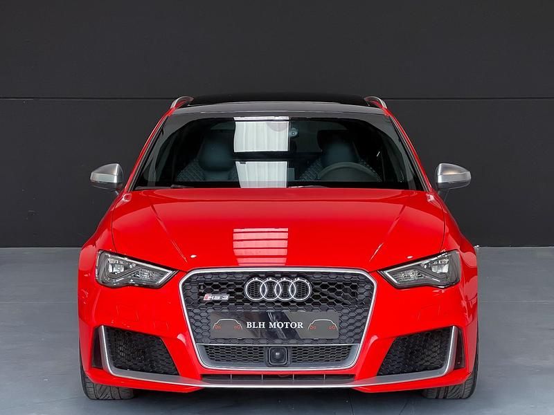 Usado Audi RS3 367 CV (269 kW) 2015 Rojo Berlina
