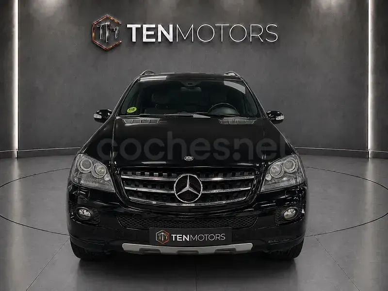 Usado Mercedes ML320 224 CV (164 kW) 2009 Negro SUV
