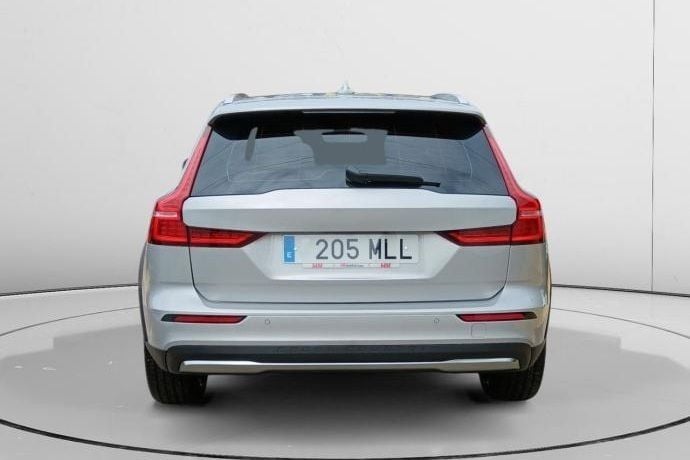Usado Volvo V60 Core 197 CV (144 kW) 2023 Familiar