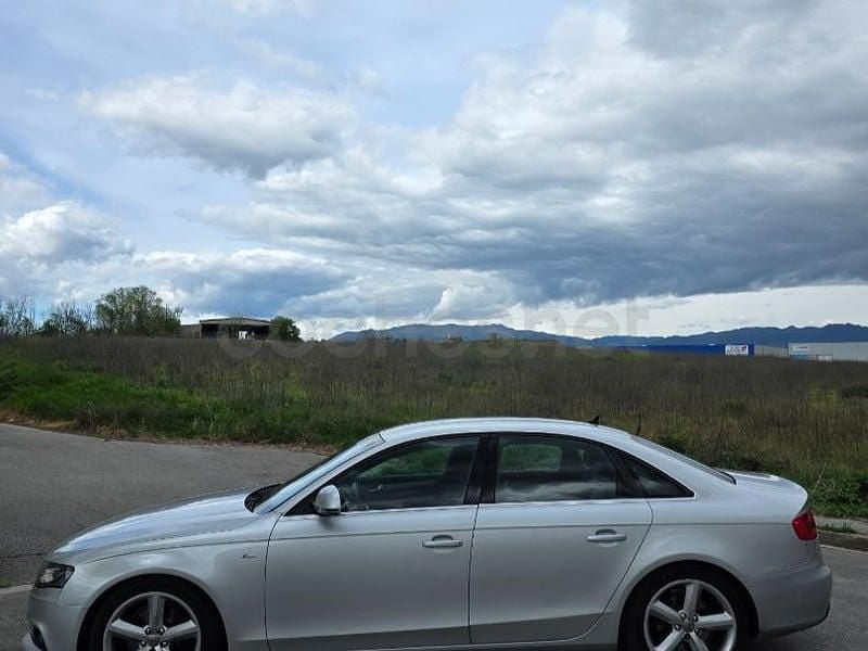 Usado Audi A4 S-Line 140 CV (102 kW) 2008 Gris / plata Berlina