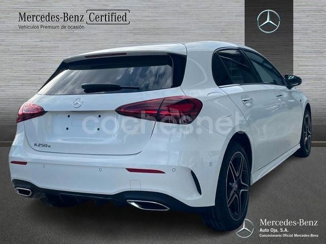 Usado Mercedes A250 AMG line 218 CV (160 kW) 2025 Blanco Berlina