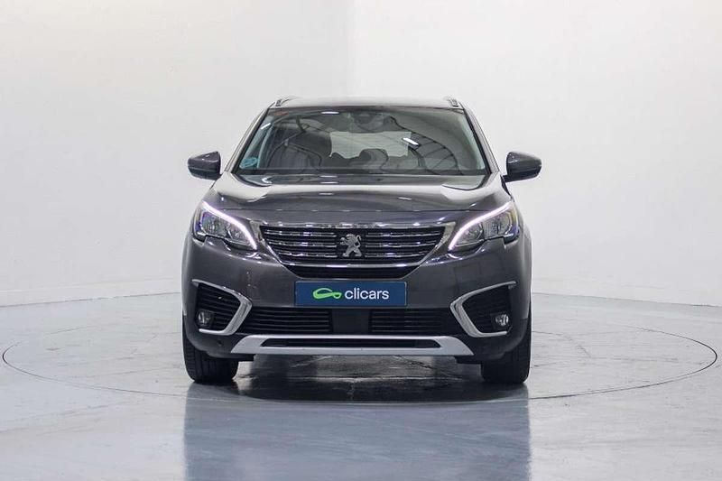 Usado Peugeot 5008 Allure 131 CV (96 kW) 2019 Gris SUV